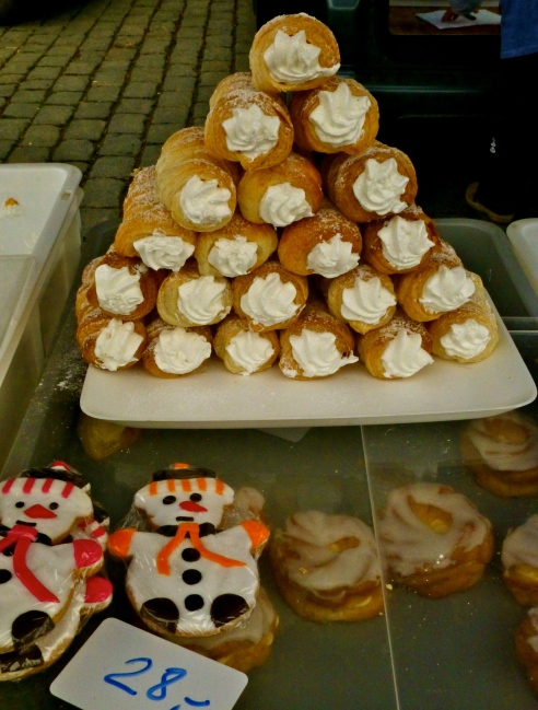 Christmas snowmen & cream horns.